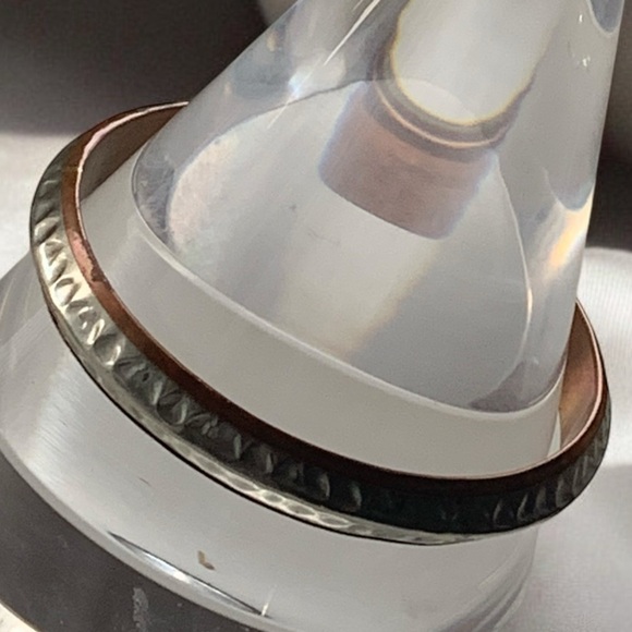 Vintage Hammered Etched Silver & Copper Metal Bangle Bracelet Unisex Jewelry - Picture 7 of 7